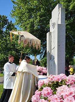 St John Cemetery, Eucharist Procession Prayer