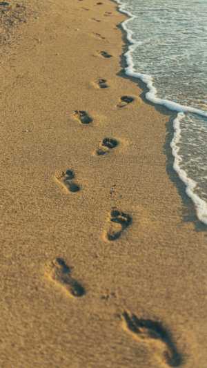 Footprints In the Sand